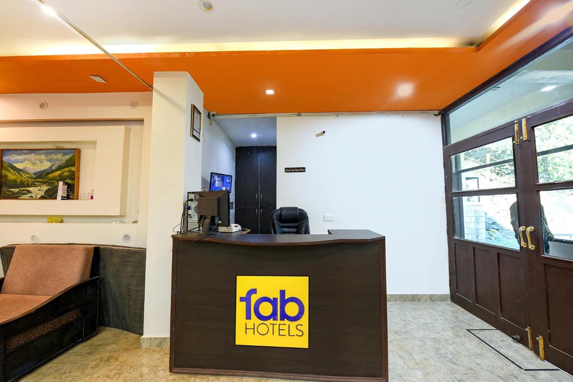 Fabhotel Kempty Lake Resort 무소리에 외부 사진