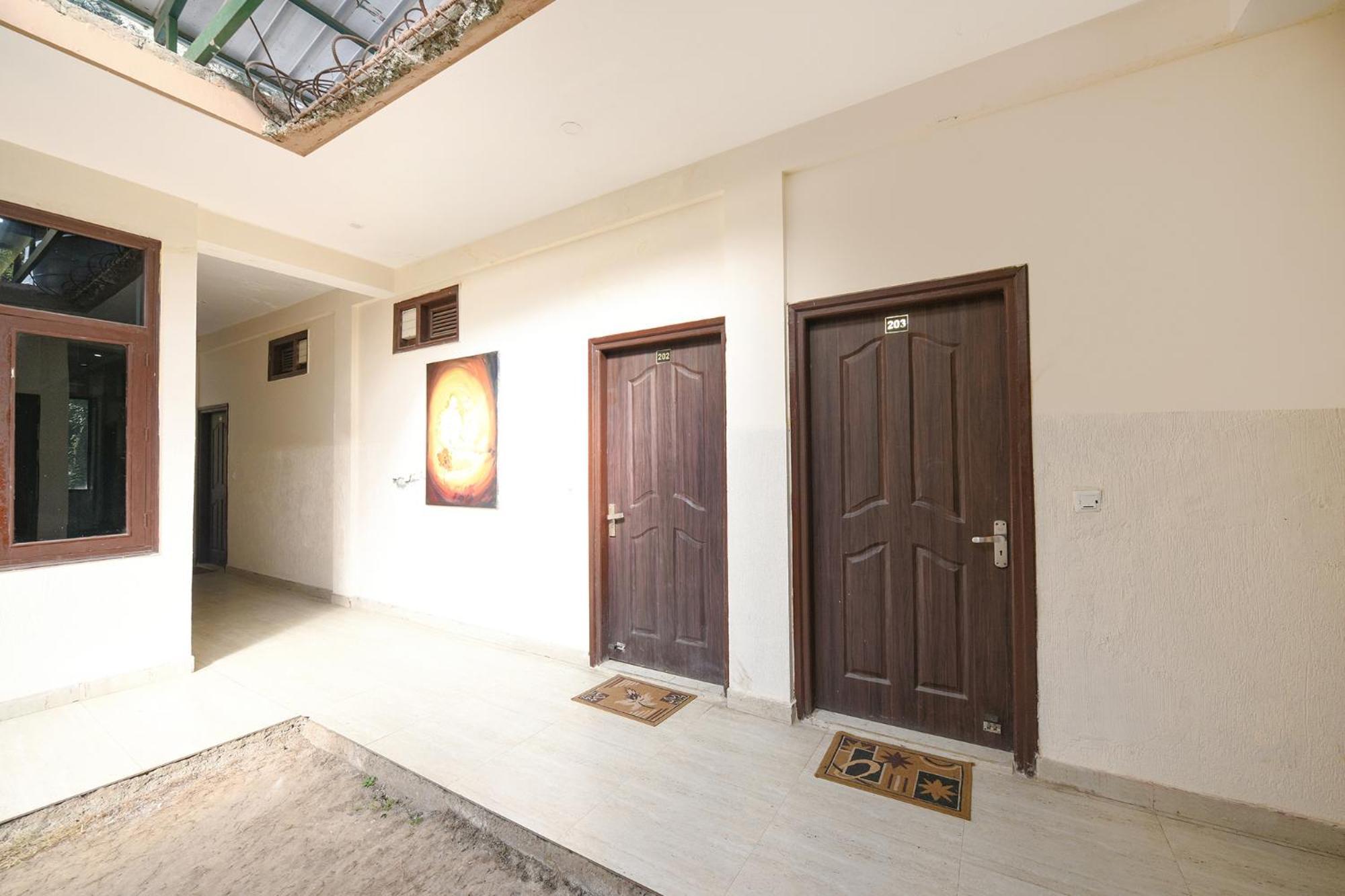 Fabhotel Kempty Lake Resort 무소리에 외부 사진